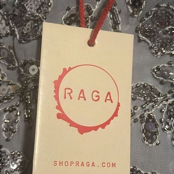 RAGA Icy Princes Gray Silver Beaded Sequined 3/4 Sleeves Dress Size M NWT - Picture 16 of 16